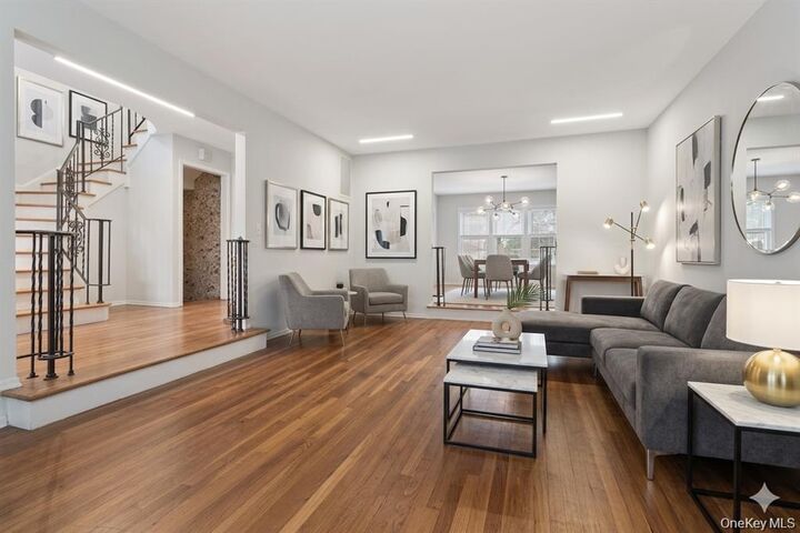Property Photo:  20 Old Farm Road  NY 10583 