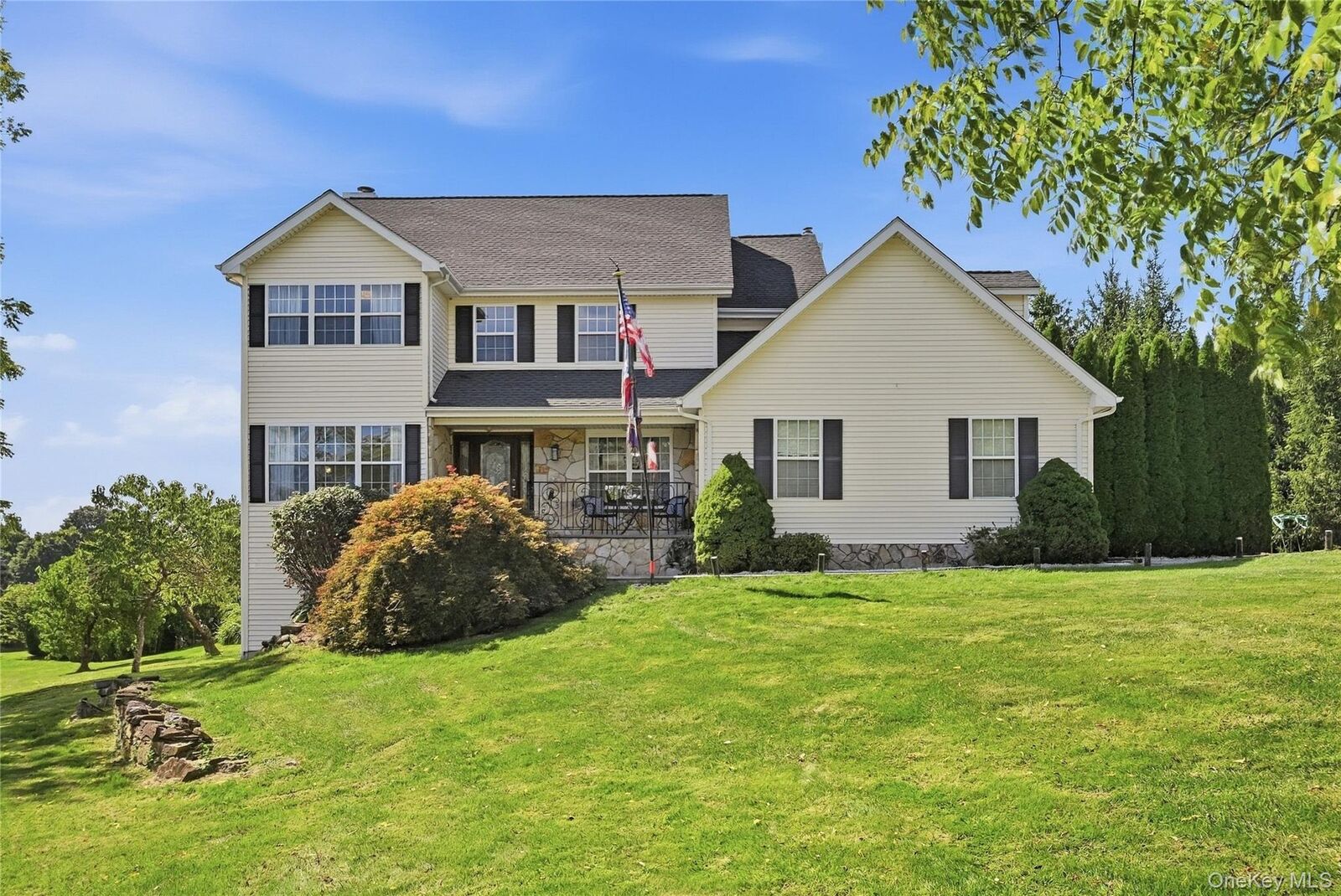Property Photo:  20 Jill Court  NY 12563 