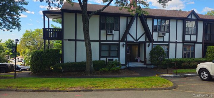 Property Photo: 711 Sierra Vista Lane 711 NY 10989