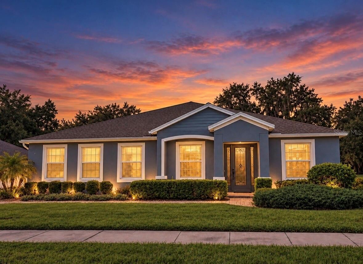 Property Photo: 1020 Lena Run Court FL 33880