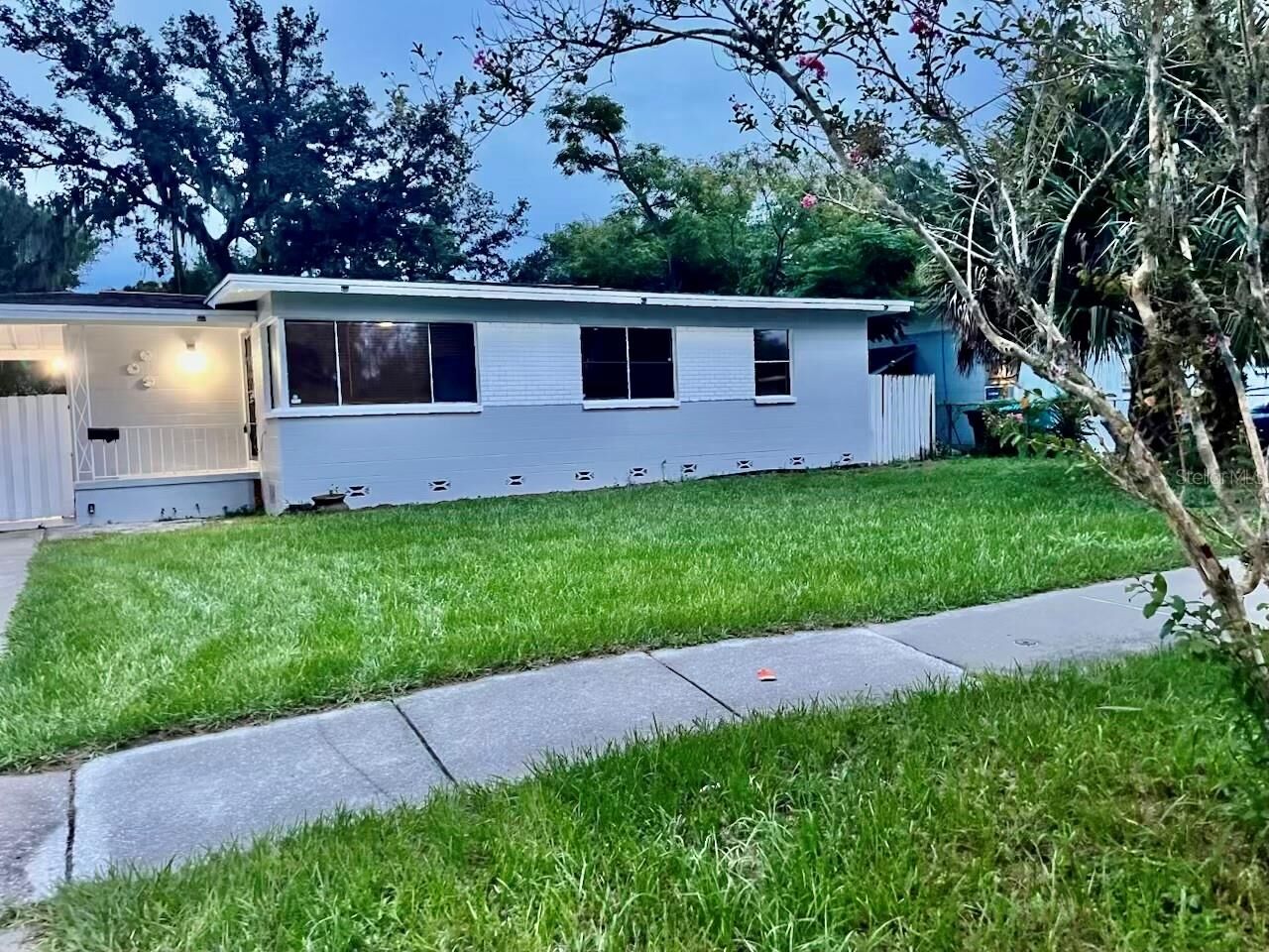 Property Photo:  1111 Romano Avenue  FL 32807 