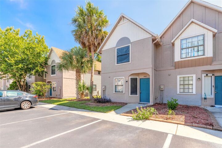 Property Photo: 3960 Oak Trail Run 1603 FL 32127