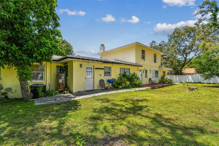 Property Photo: 1377 S Washington Avenue FL 33756