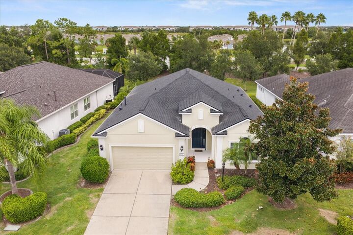 Property Photo:  4672 Claremont Park  FL 34211 