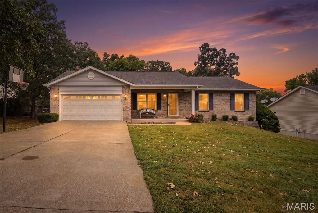 Property Photo: 52 E Lakeview Drive MO 63020