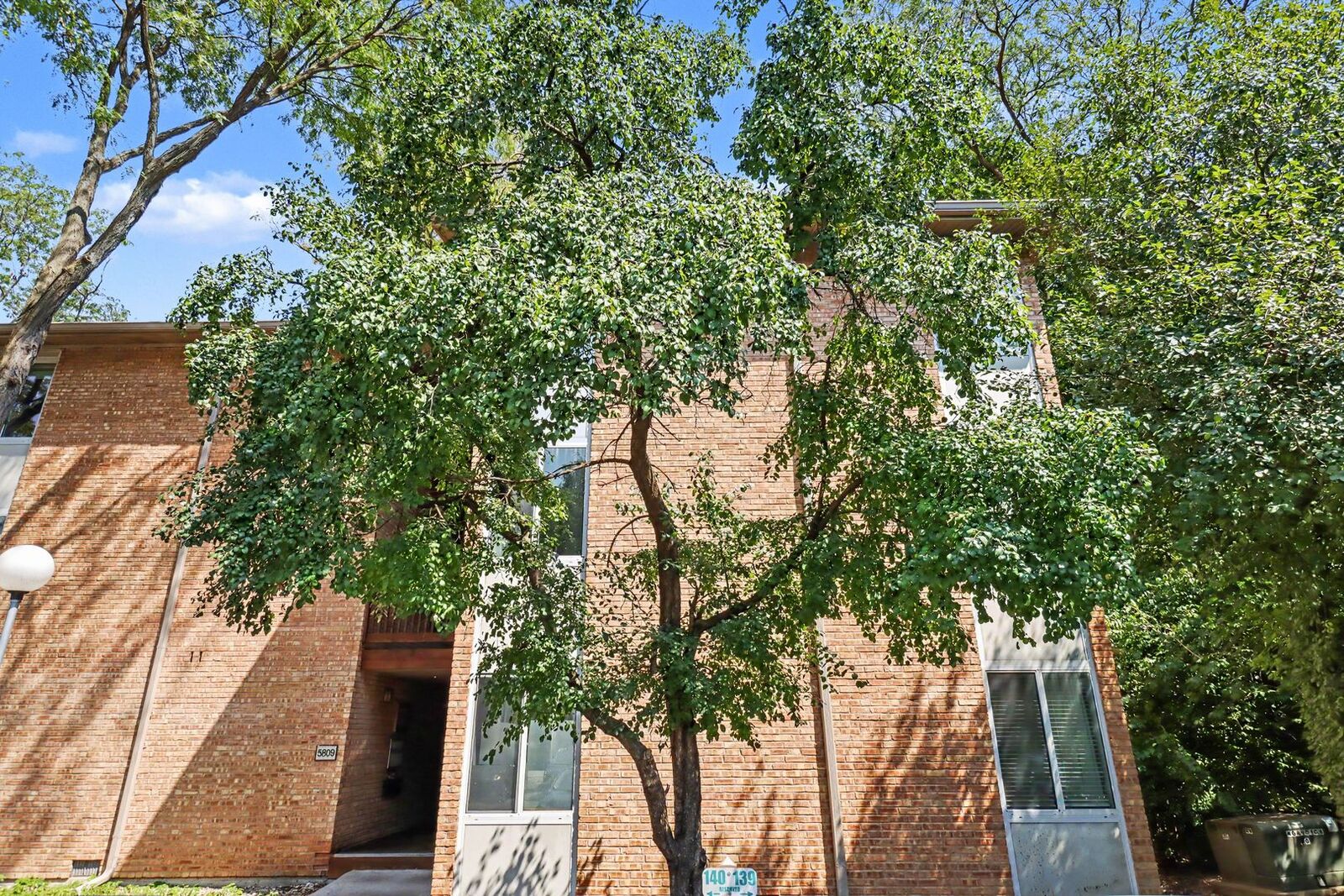 Property Photo:  5809 Oakwood Drive D  IL 60532 