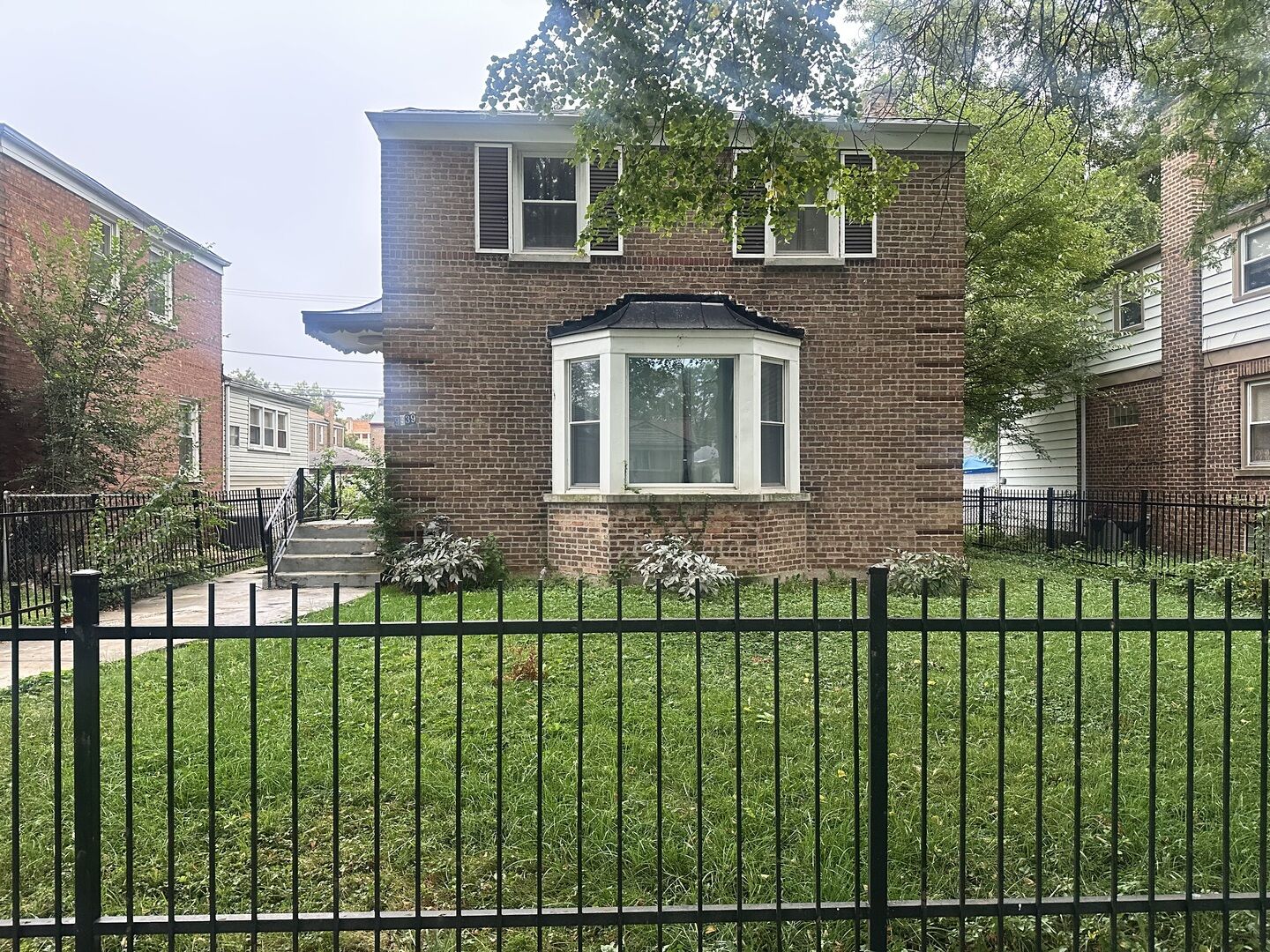 Property Photo: 9939 S Paxton Avenue IL 60617