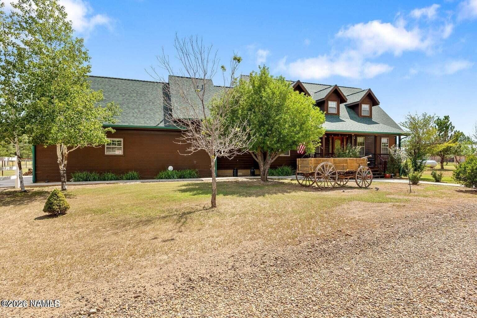 Property Photo: 1837 Canyon Creek Lane AZ 85298