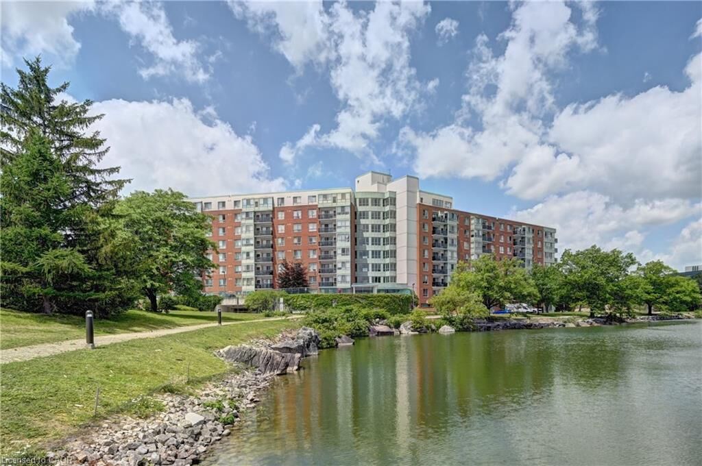 Property Photo:  30 Blue Springs Drive 305  ON N2J 4T2 