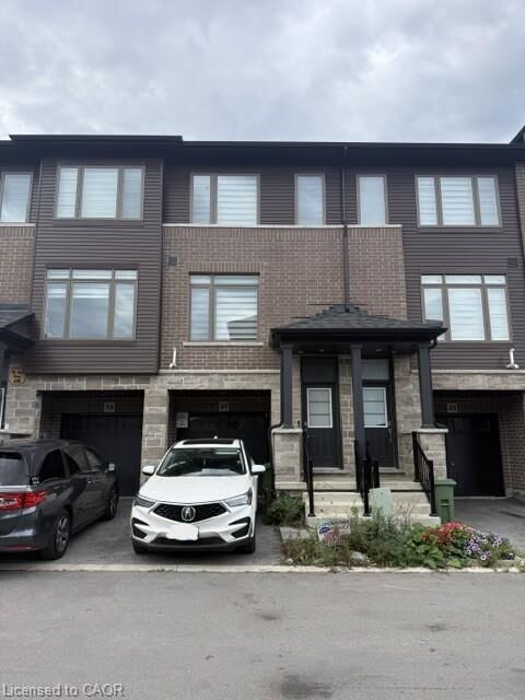Property Photo:  61 Soho Street 49  ON L8J 0M6 