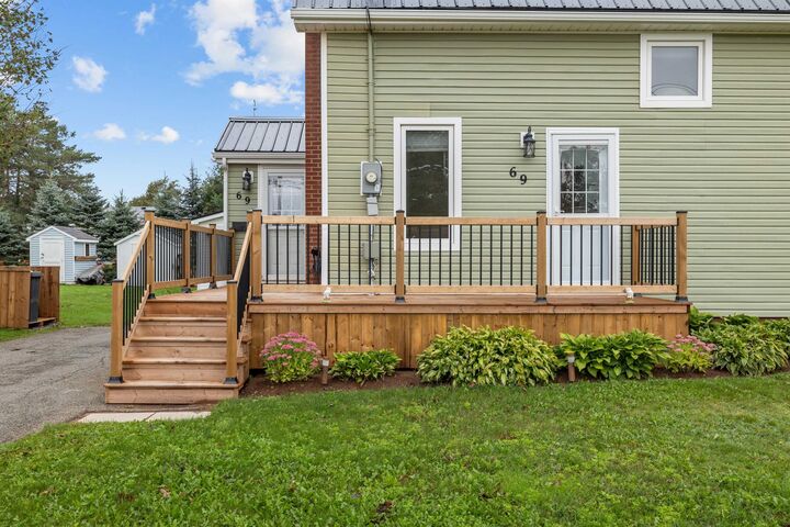 Property Photo:  69 Bayview Drive  PE C1N 3Z9 
