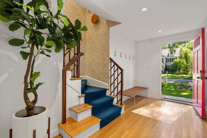 Property Photo:  15 Wedgwood Rd  MA 02481 