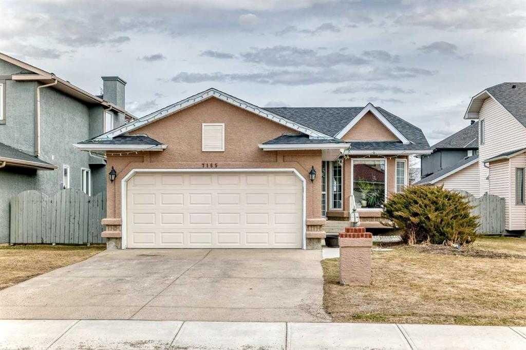 Property Photo:  7165 California Boulevard NE  AB T1Y 6W1 