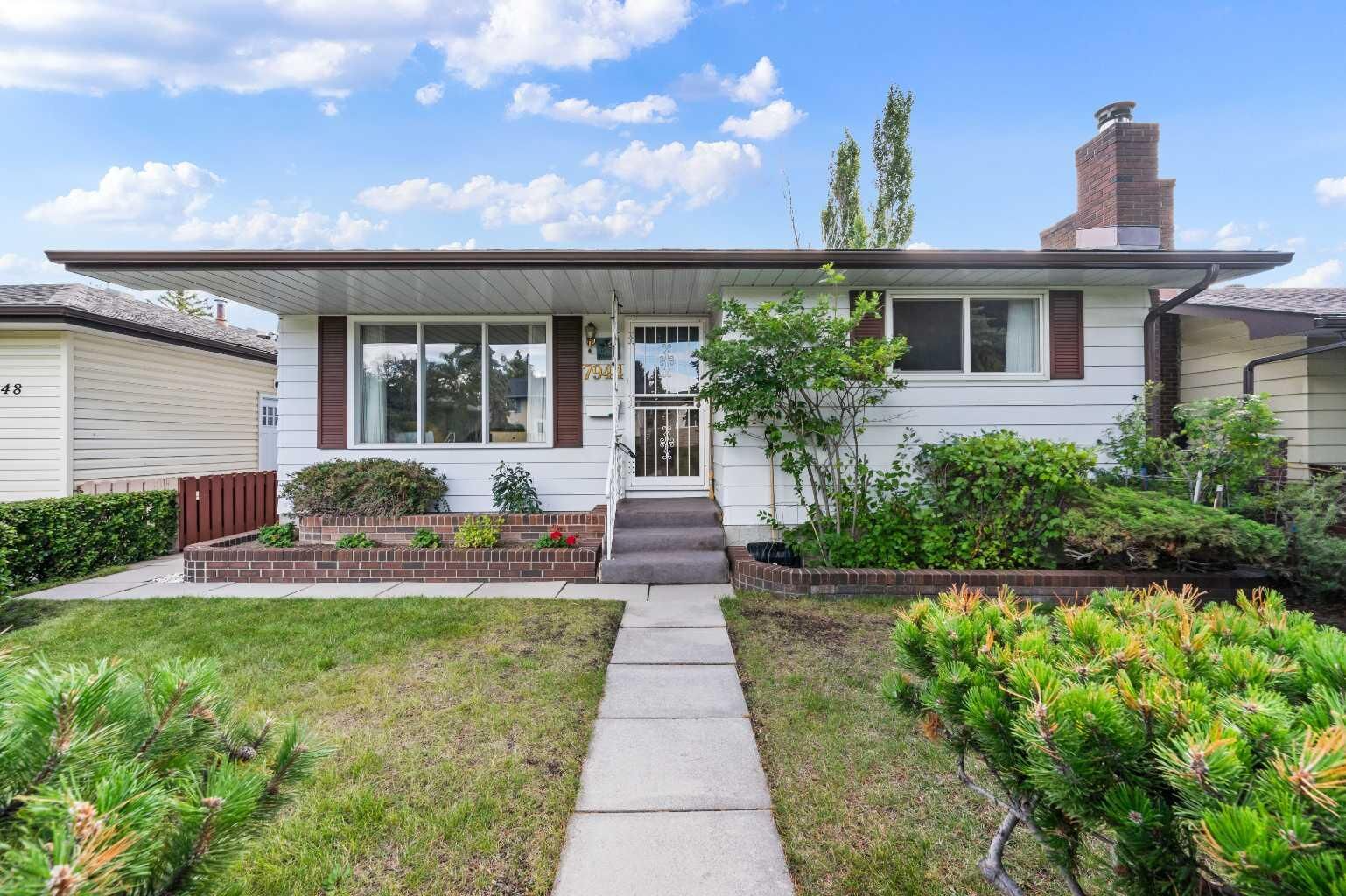 Property Photo:  7944 Huntington Road NE  AB T2K 5A3 