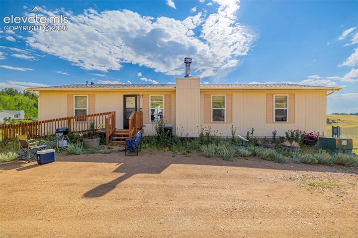 Property Photo:  1528 County Road 1  CO 80813 