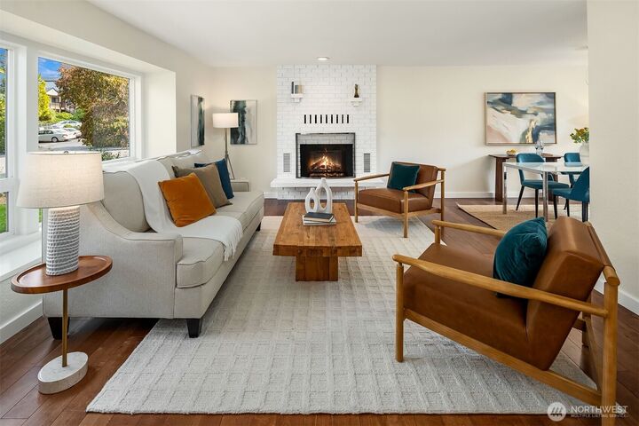 Property Photo: 308 Fir Place WA 98020