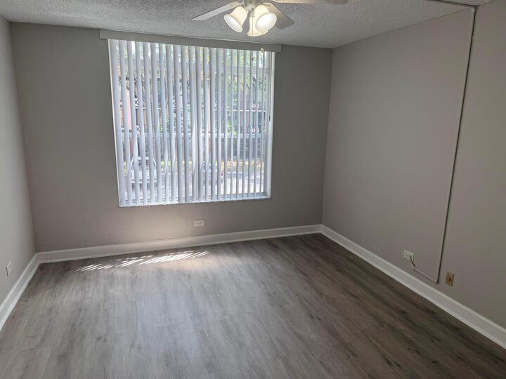 Property Photo: 3740 Inverrary Drive 2Y FL 33319