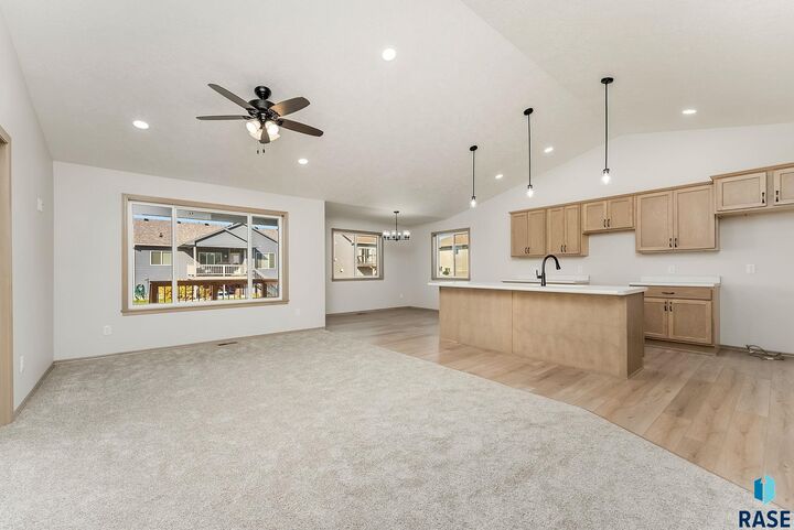 Property Photo:  5321 S Bahnson Ave  SD 57110 