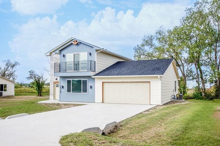 Property Photo:  275 S Arbor Valley  KS 67147 