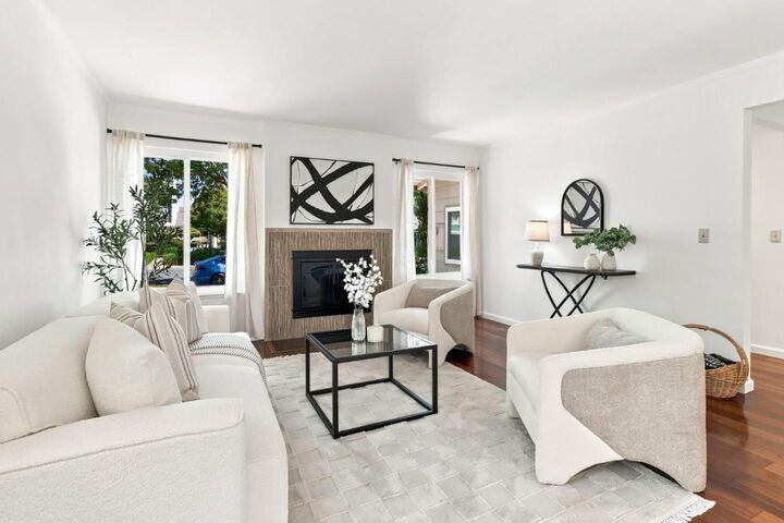 Property Photo: 1109 Wright Avenue CA 94043