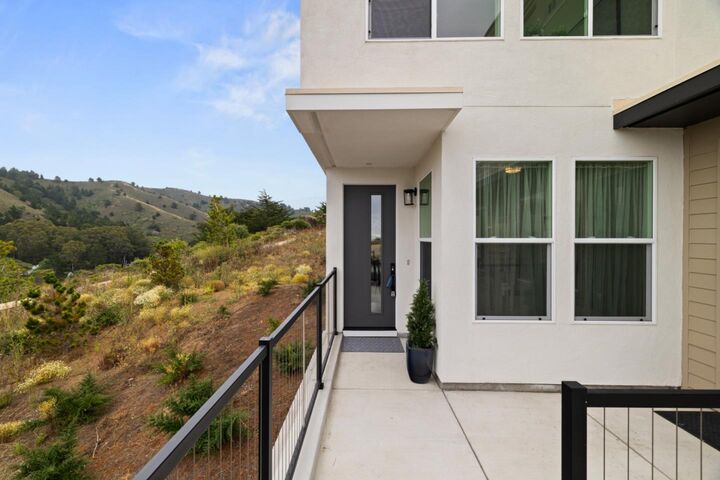 Property Photo:  825 Fassler Avenue  CA 94044 