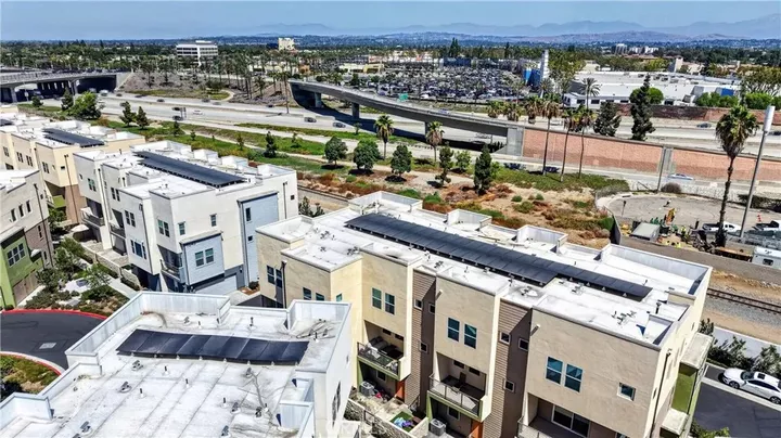 Property Photo:  1635 W Lincoln Avenue 103  CA 92801 