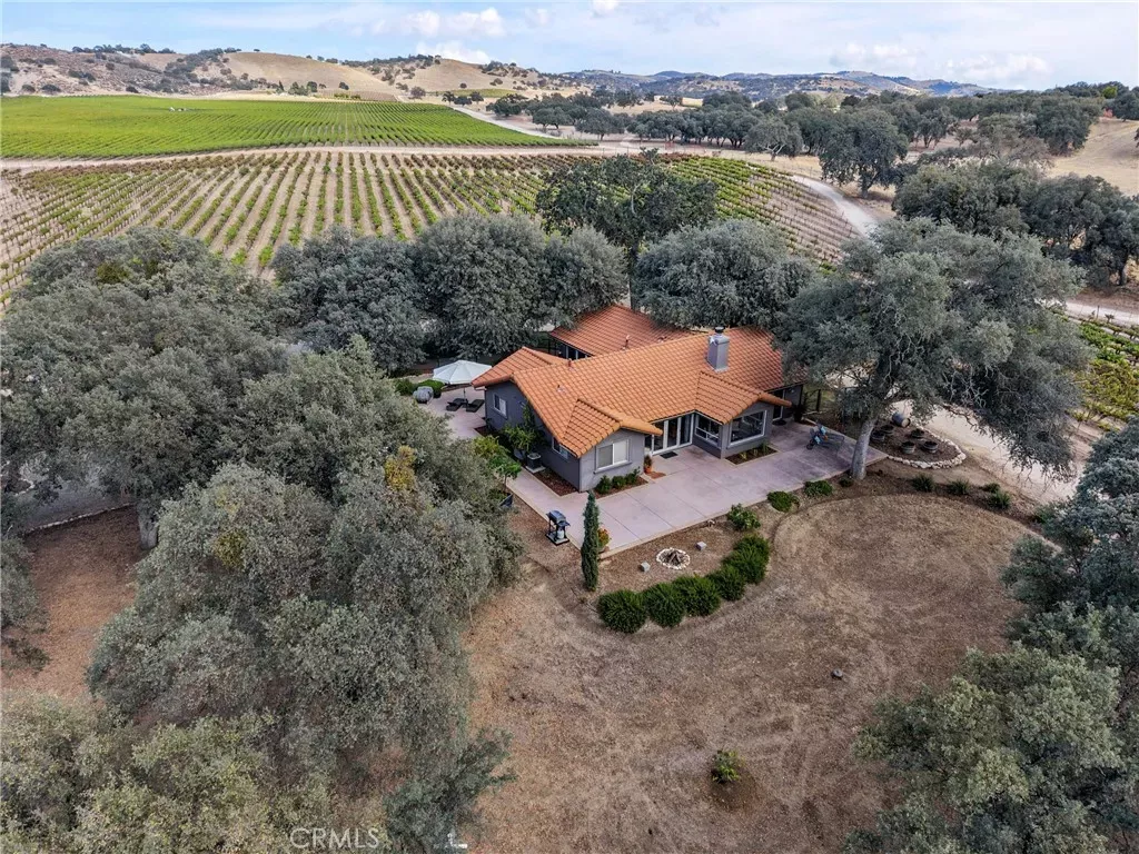 Property Photo:  53600 Bradley Lockwood  CA 93426 