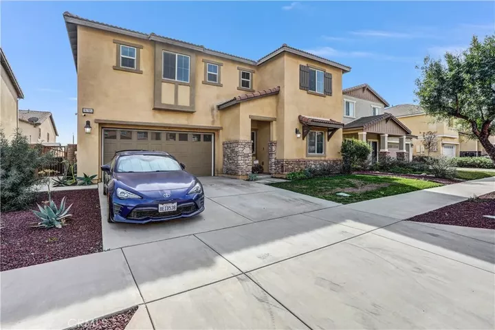 Property Photo:  16765 Buttonwood  CA 92336 