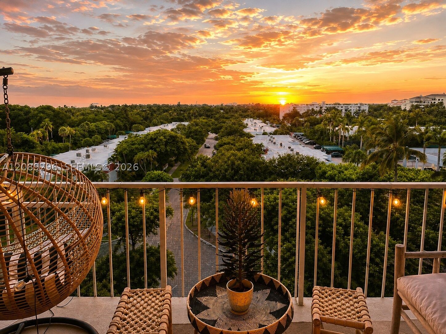 Property Photo: 600 Grapetree Dr 7fn FL 33149