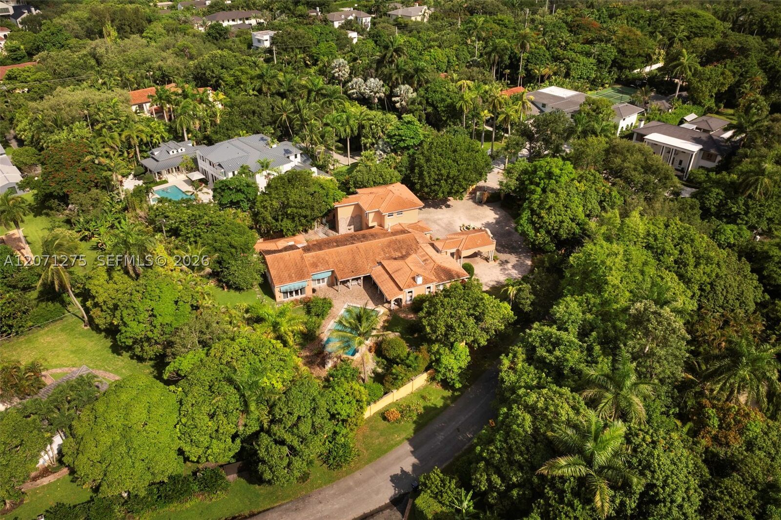 Property Photo: 4820 SW 82nd St FL 33143