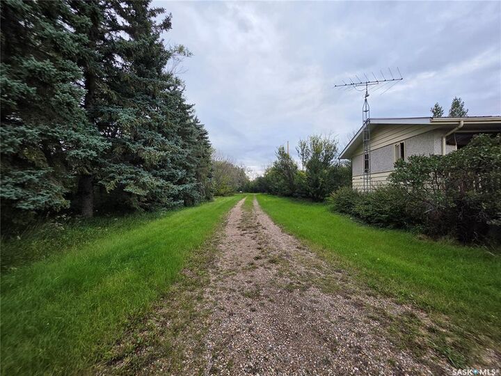 Property Photo:  22 Maple Avenue  SK S0M 2S0 