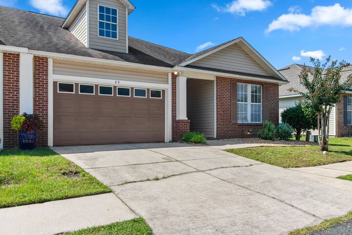 Property Photo: 23 Covington Circle FL 32327