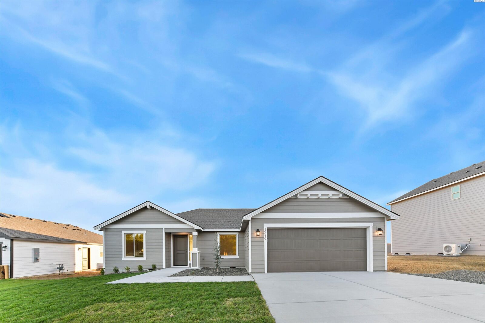 Property Photo:  10020 Sunset Trail  WA 99301 
