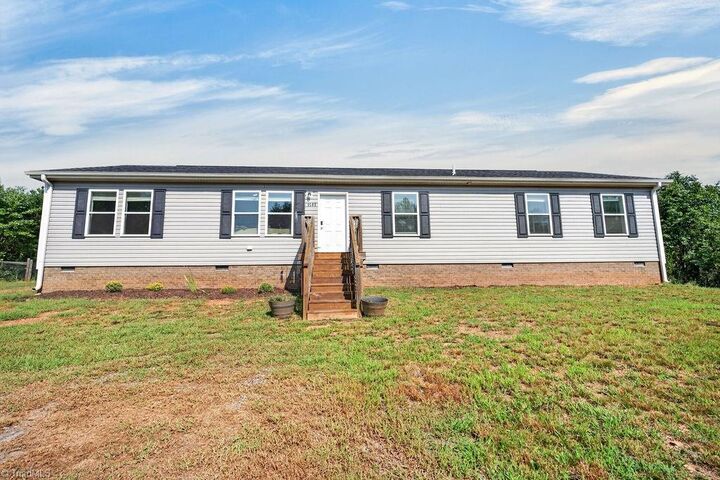 Property Photo:  1641 Dodgetown Road  NC 27052 