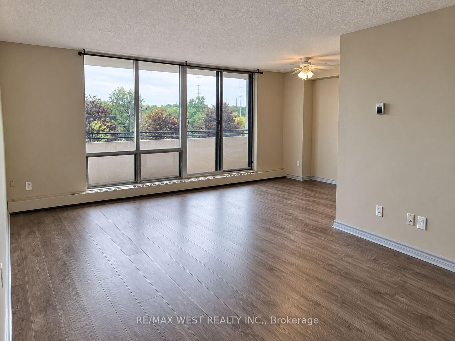 Property Photo:  101 Prudential Drive 309  ON M1P 4S5 
