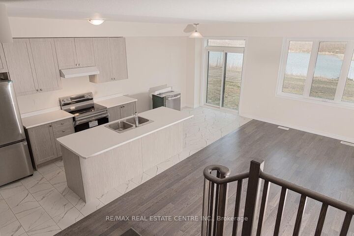Property Photo:  386 Barker Parkway  ON L2E 6S4 
