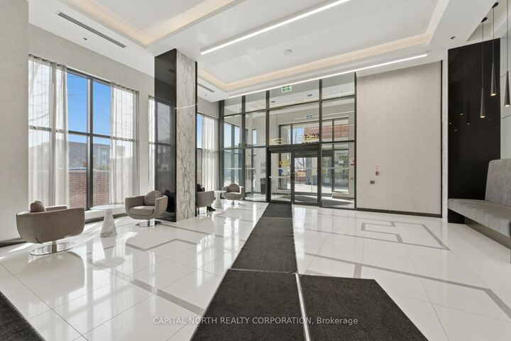 Property Photo:  99 Eagle Rock Way 524  ON L6A 5A7 