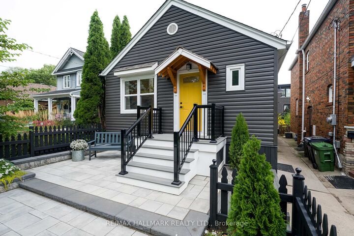 Property Photo:  51 Queensbury Avenue  ON M1N 2X8 