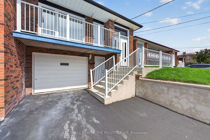 Property Photo:  4 Imogene Avenue  ON M9M 1N6 