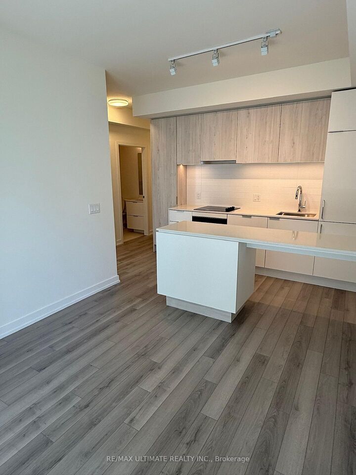 Property Photo:  89 Church Street 2501  ON M9N 1N4 