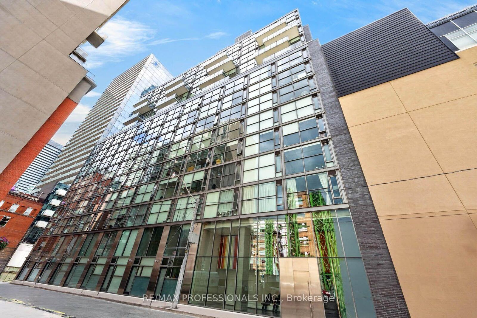 Property Photo:  25 Oxley Street 907  ON M5V 2J5 