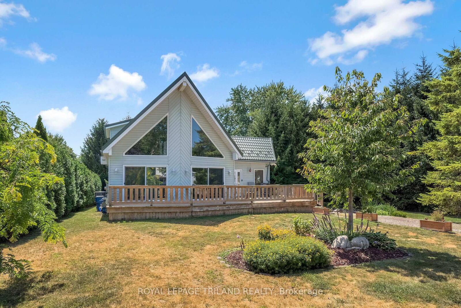 Property Photo: 23 Durham Street ON N0L 1Z0