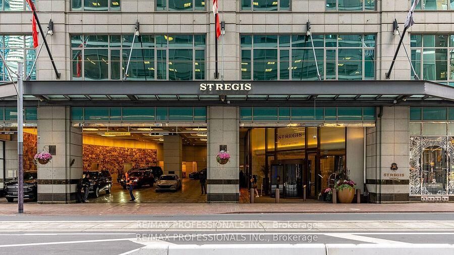 Property Photo:  311 Bay Street 4803  ON M5H 4G5 