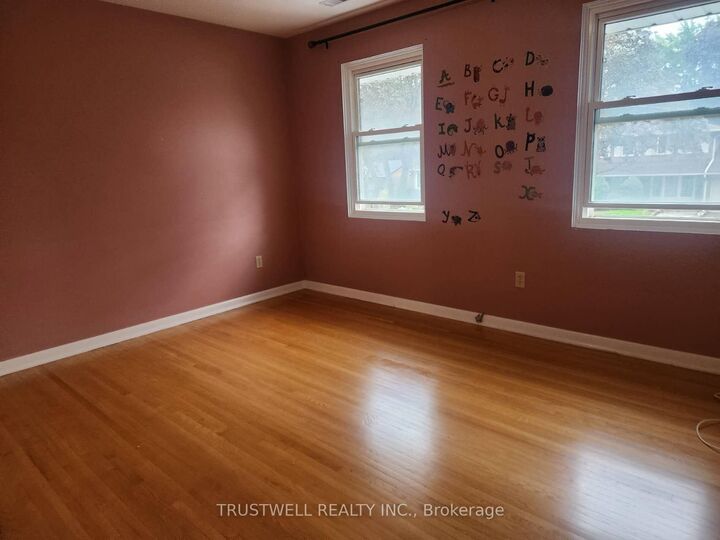 Property Photo:  38 Rosscowan Crescent  ON M1W 1K7 