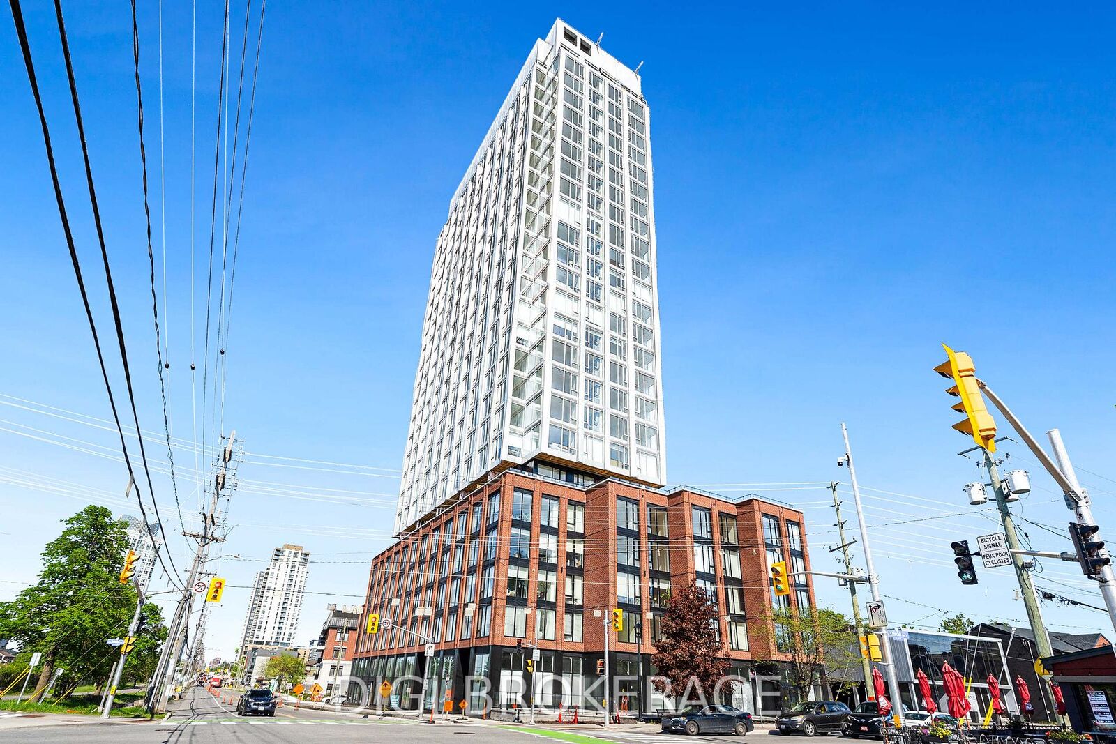 Property Photo:  2070 Scott Street 604  ON K1Z 0C8 