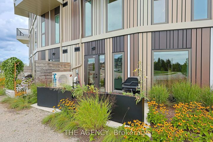 Property Photo:  2082 Lumen Drive B113  ON N6K 0L3 