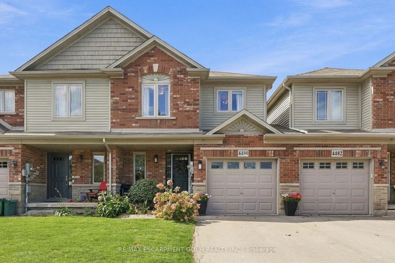 Property Photo:  4480 Comfort Crescent  ON L3J 1M2 