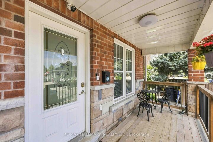 Property Photo:  44 Holley Avenue  ON M9N 2C5 