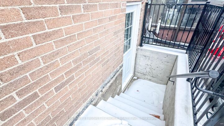 Property Photo:  7 Dalraith Crescent  ON L6T 2X4 