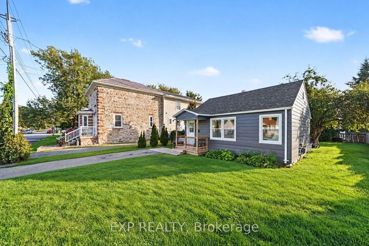 Property Photo:  46 Wilson Street E  ON K7H 1L8 